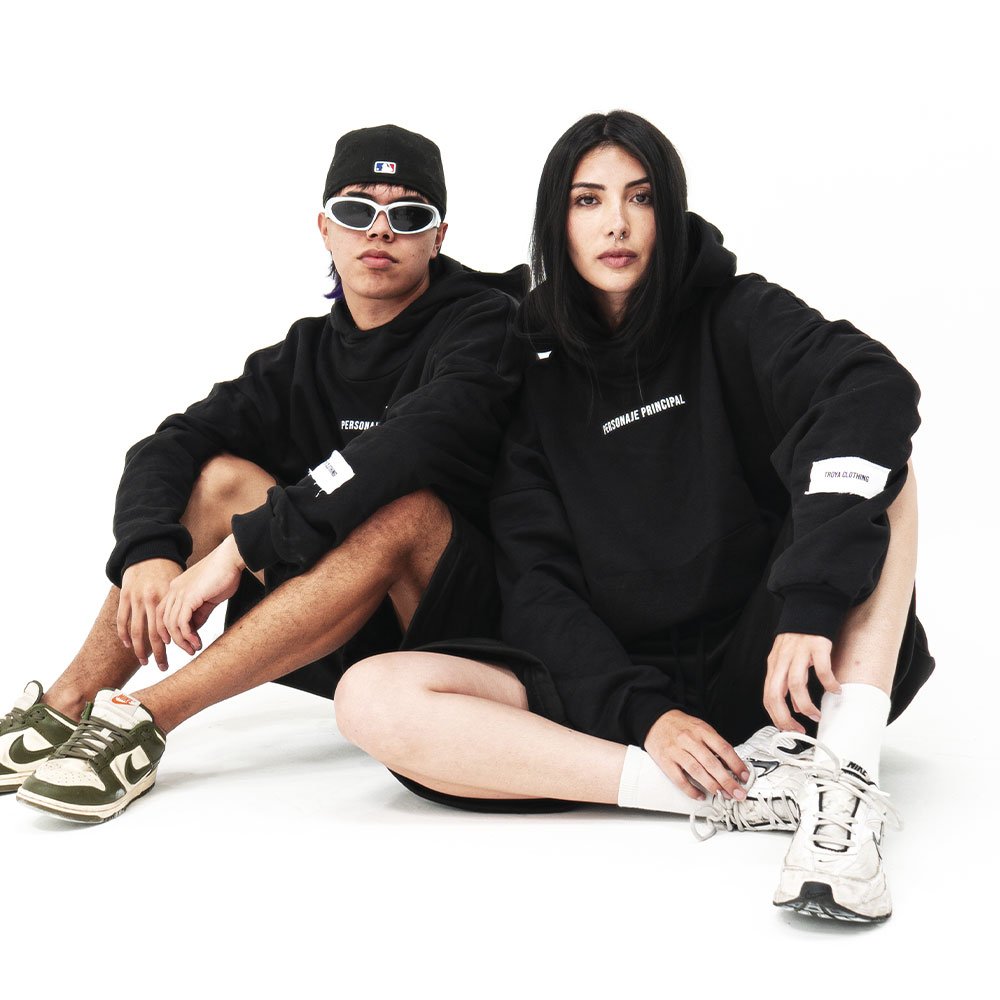 BUZO PERSONAJE PRINCIPAL