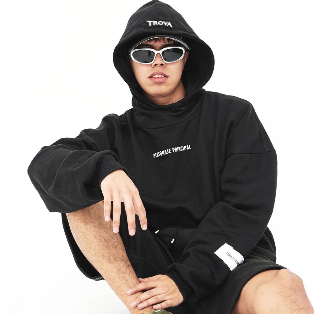 BUZO PERSONAJE PRINCIPAL