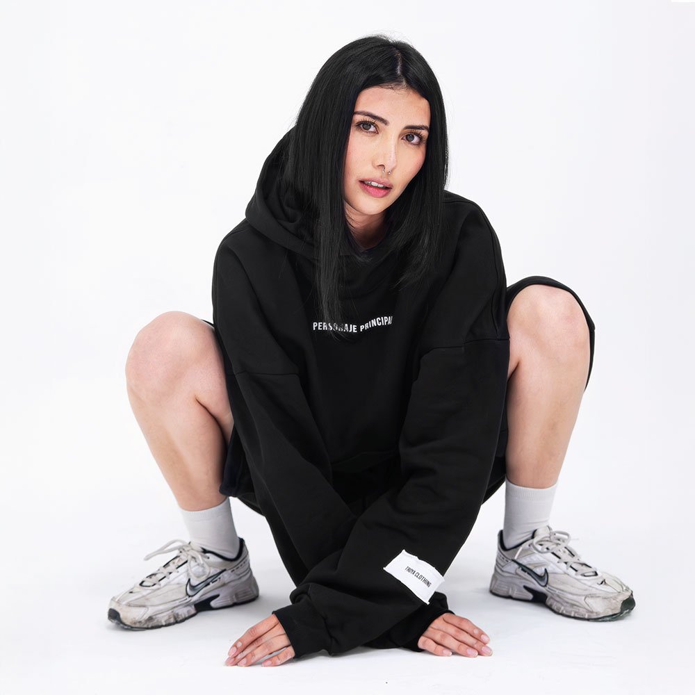 BUZO PERSONAJE PRINCIPAL