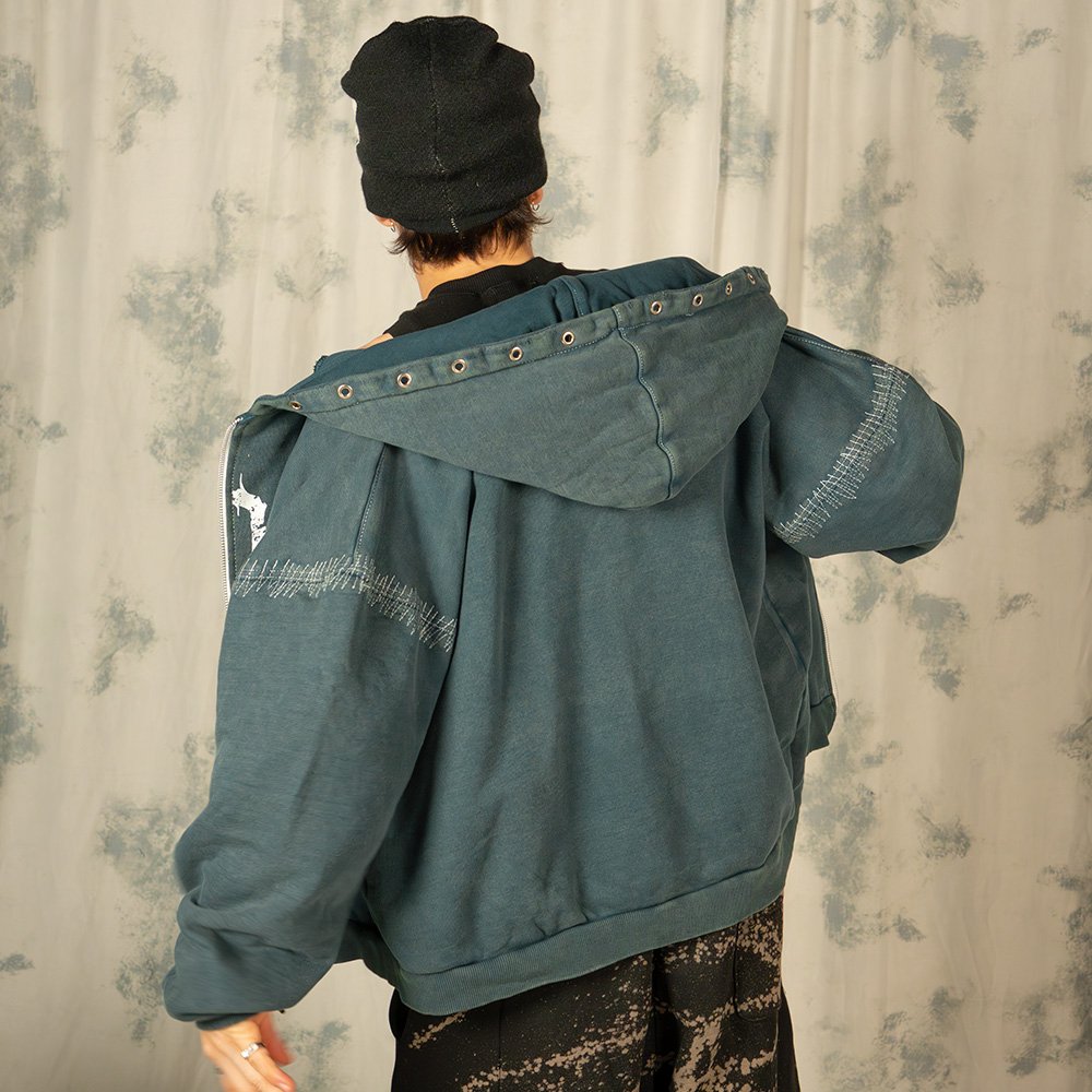 HODDIE DISTRESSED BLUE